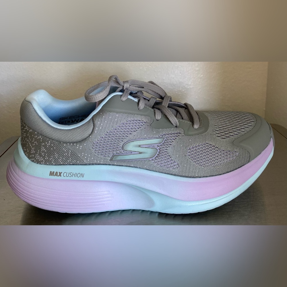 SKECHERS GO WALK MAX WALKER Women's Gray and Lavender Athletic Shoes - Picture 4 of 15